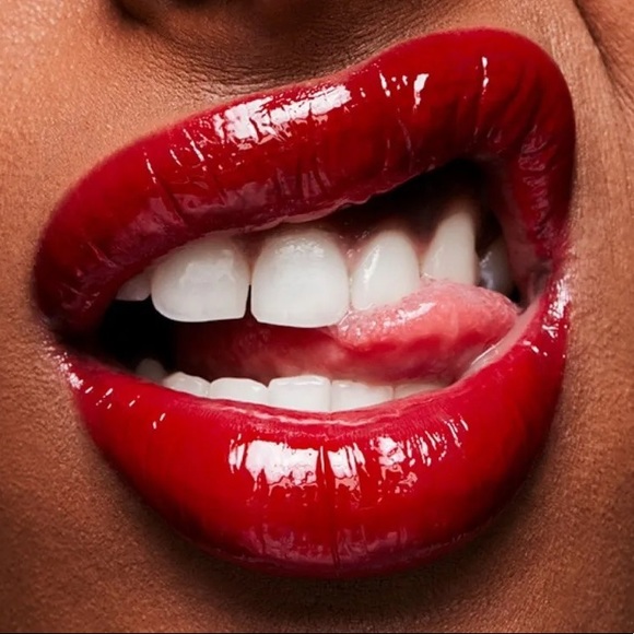 NIB MAC RUBY WOO LIPGLASS LUNAR ILLUSIONS LIMITED EDITION🍒🌙 - Picture 5 of 5